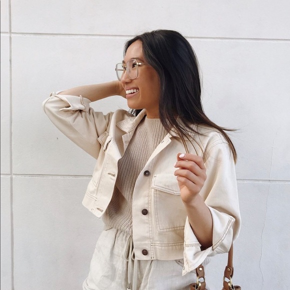 Meet your Posher, Erin - Picture 1 of 5